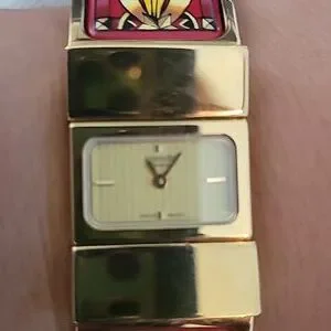Hermes beautiful loquet Red Enamel Cloisonne bangle quartz watch Accessories | Hermes Beautiful Loquet Red Enamel Cloisonne  main image 4
